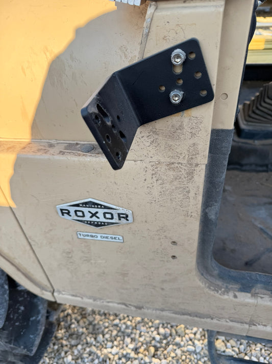B90° Universal Bracket
